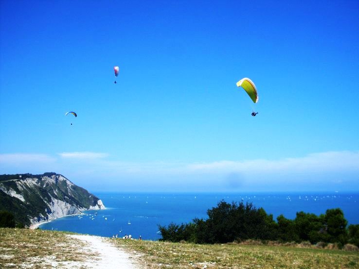 8. Kamshet, Maharashtra - Paragliding